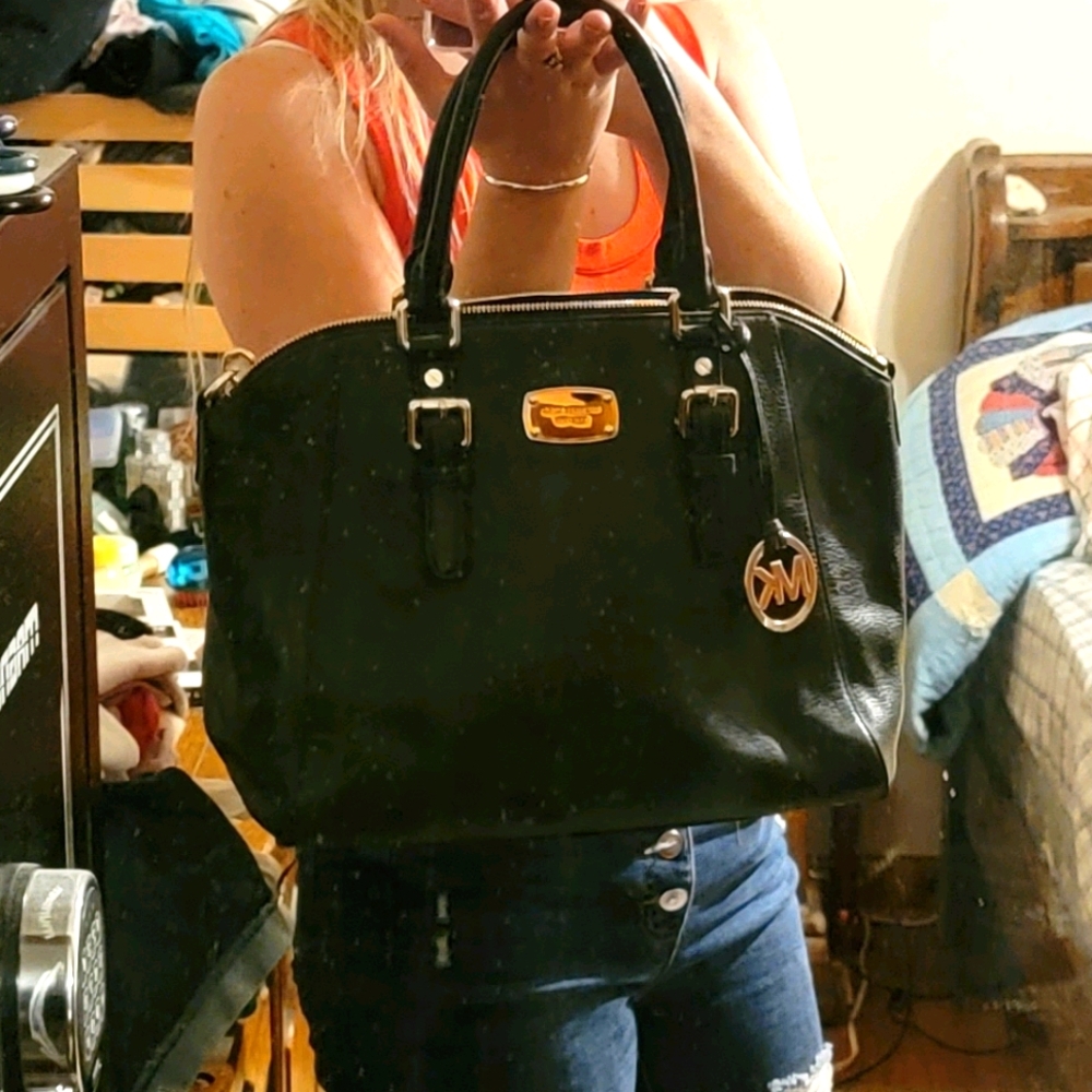 Michael Kors black leather purse, used once